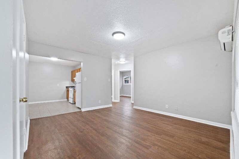 Building Photo - 3410 Elizabeth St NW