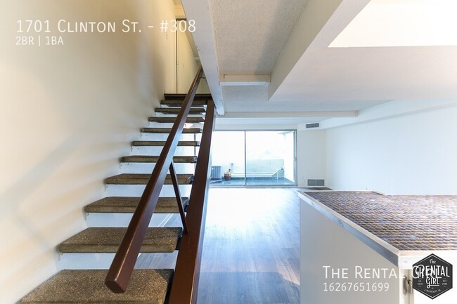 Building Photo - Iconic Echo Park Condo | Private Balcony O...