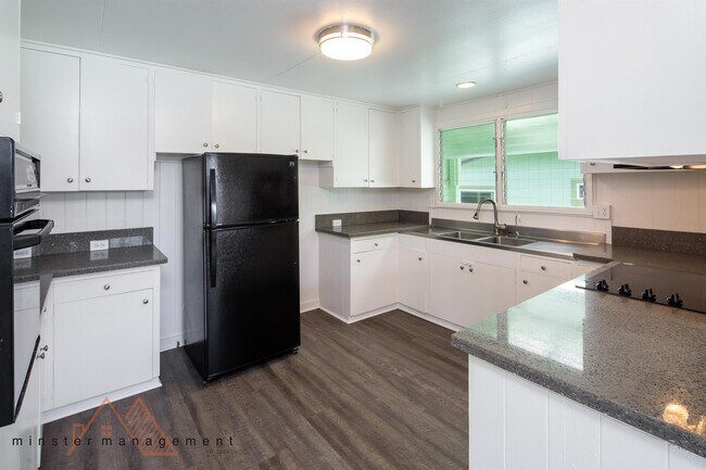 Building Photo - 106 N Kainalu Dr