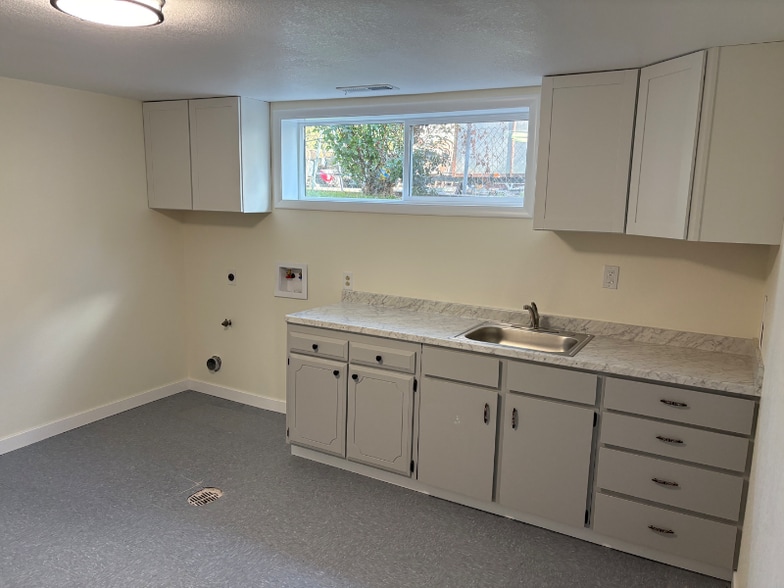 Building Photo - 315 Jackson St