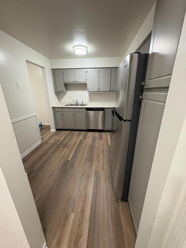 Building Photo - 630 56th St SE