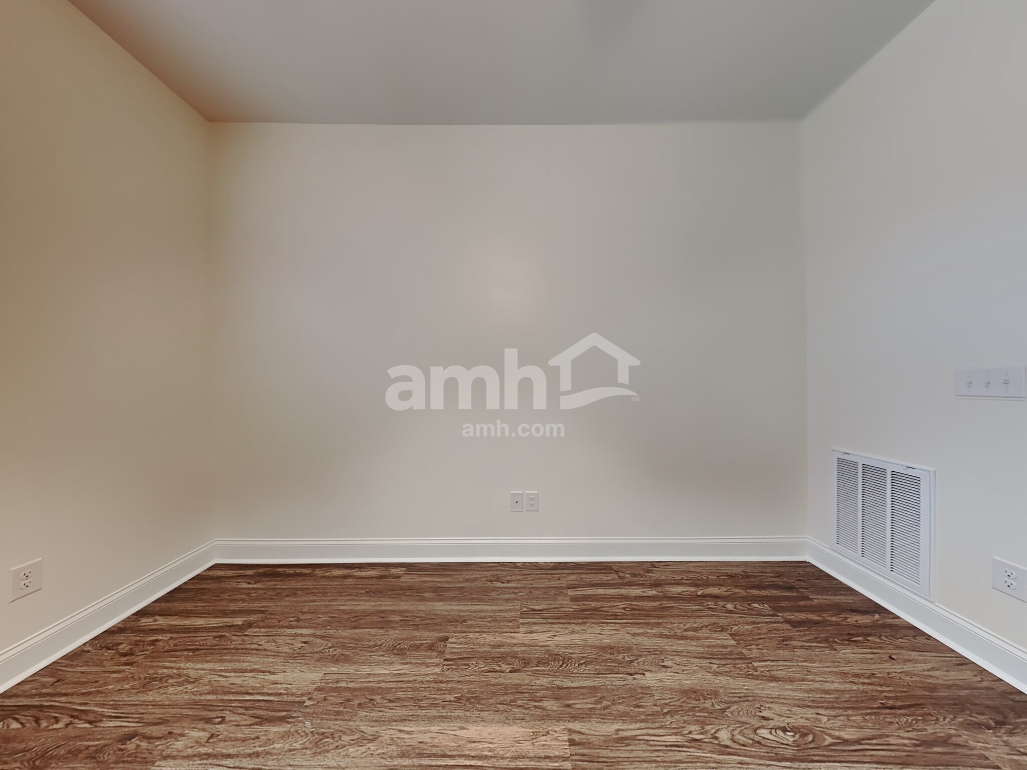 Building Photo - 1821 Produce Ln