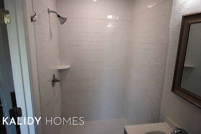 Building Photo - 1891 Lytal Ln