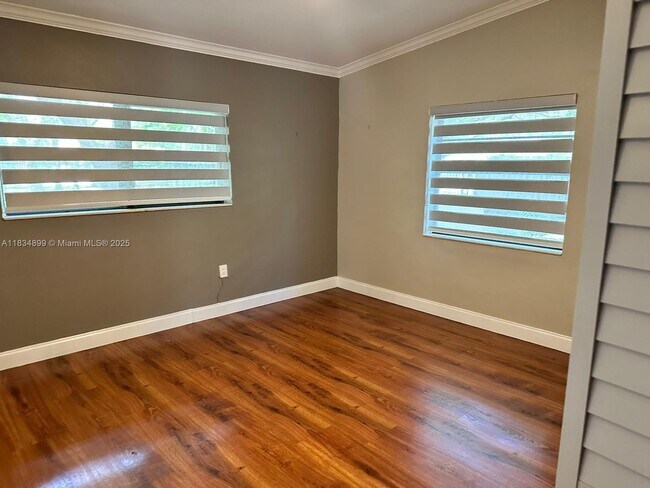 Building Photo - 8755 SW 96th St