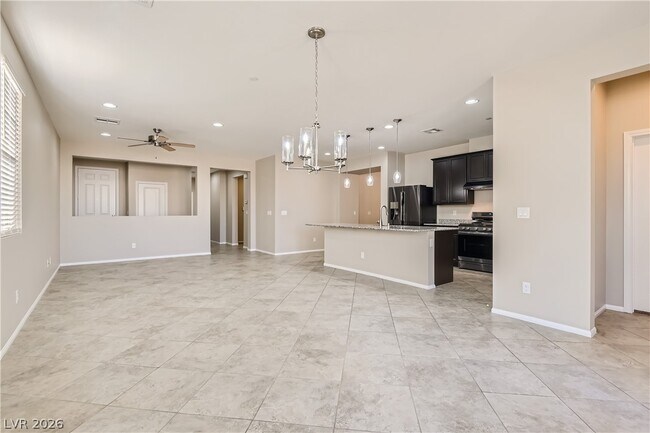 Building Photo - 974 Spiracle Ave