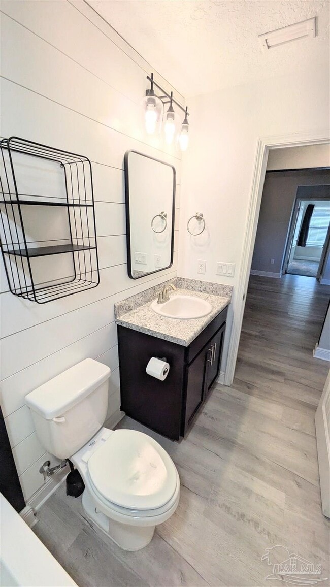 Building Photo - 4417 Fiske St