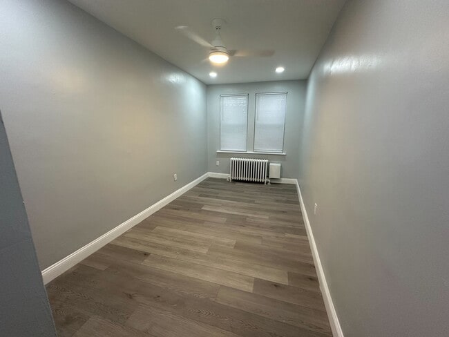 Building Photo - 1828 W Eleanor St