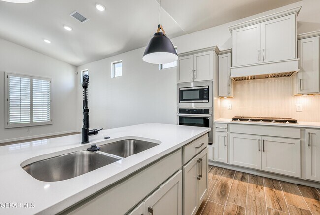 Building Photo - 3821 Aspire Pl