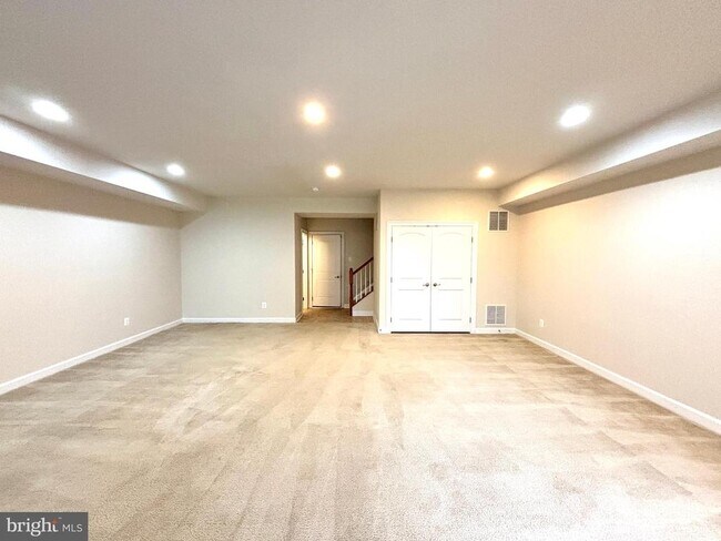 Building Photo - 42619 Harlow Meadows Terrace