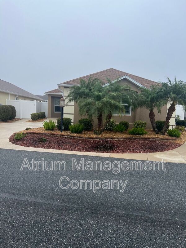 Primary Photo - 724 Yager Ln
