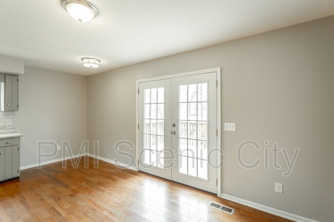 Building Photo - 5907 Browntown Rd