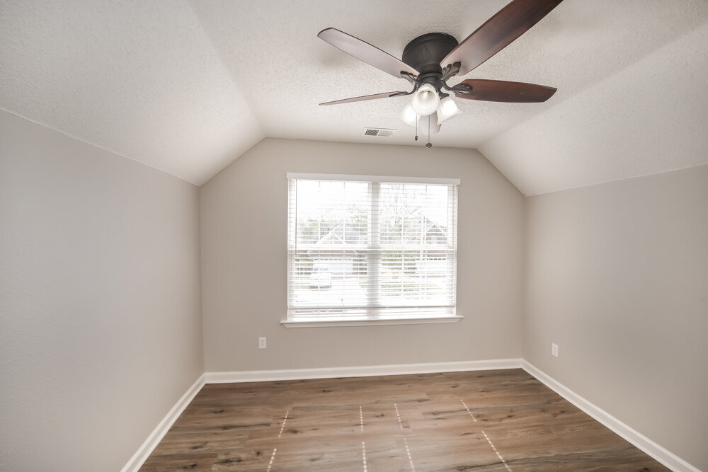 Building Photo - 7310 Green Ash Dr