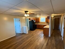 Building Photo - 2965 Columbus St