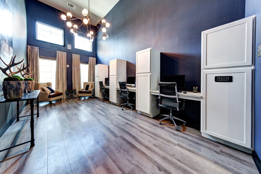 Enclave at the Dominion Apartments 6974 Oak Dr San Antonio TX 78256