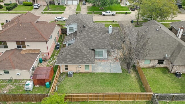 Building Photo - 12322 Meadow Ridge Dr