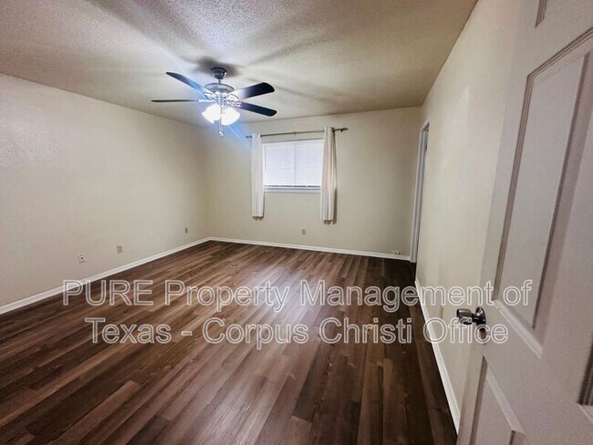 Building Photo - 7433 Spitfire Dr