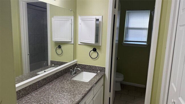 Building Photo - 7706 Winter Glen Ln