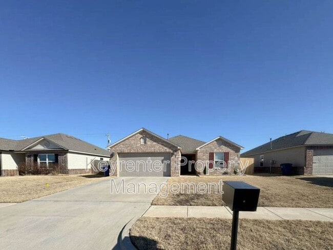 Building Photo - 1515 Chuck Wagon Dr