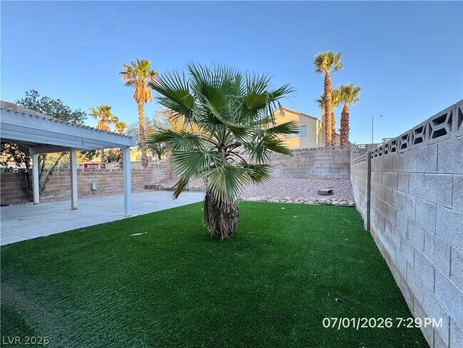 Building Photo - 8405 Shady Shores Cir