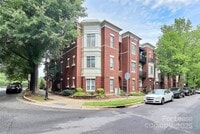 Building Photo - 793 Garden District Dr