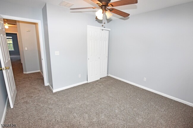 Building Photo - 803 Wendover Ct