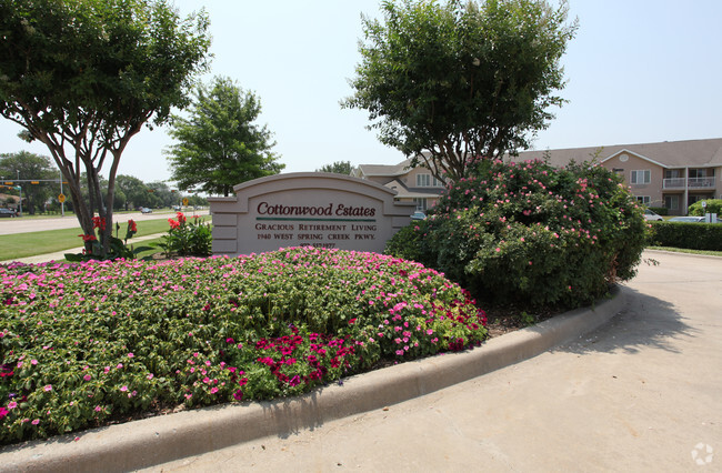 Building Photo - Solstice Senior Living at Plano