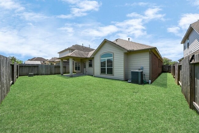 Building Photo - 2407 Argos Dr