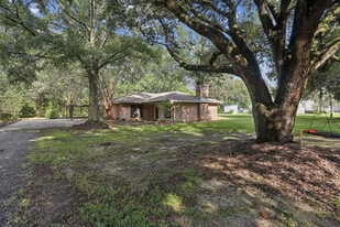 Building Photo - 11461 Gator Ln
