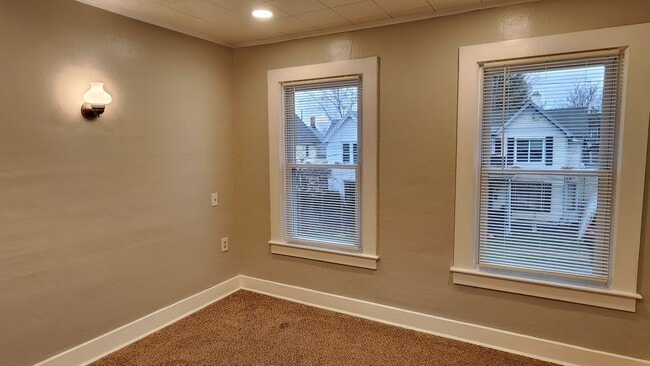 Building Photo - Three Bedroom Single Family Home in Olean NY! Remodeled and in Beautiful, Clean, and Move in Read...