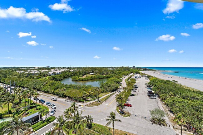 Building Photo - 400 Ocean Trail Way