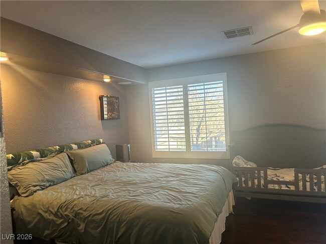 Building Photo - 8696 Ivy Glen Cir