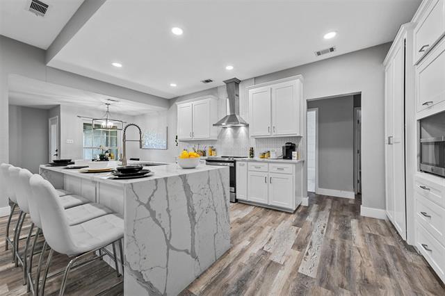 Building Photo - 303 Riva Ridge
