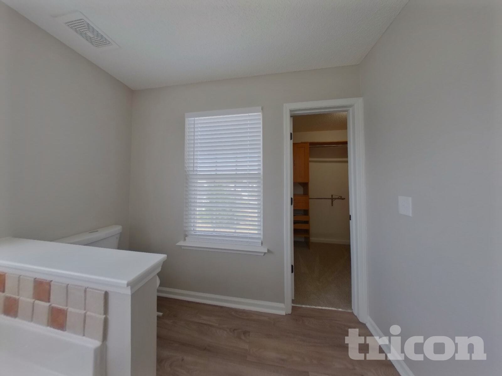 Building Photo - 3010 Thistlewood Cir