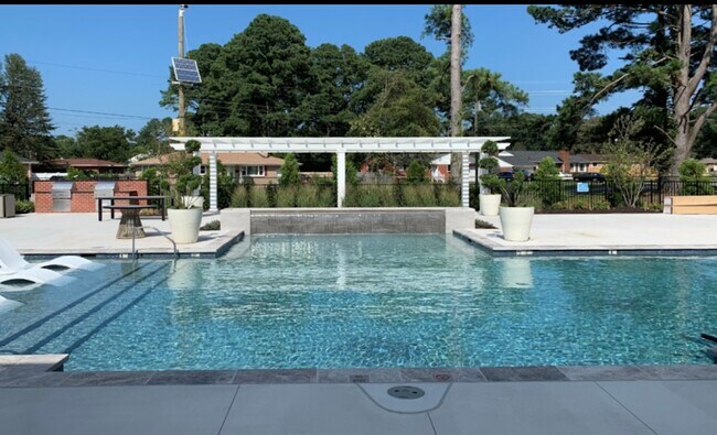 Swimming pool - 5825 Coastal Pointe Dr