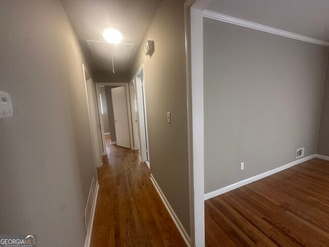 Building Photo - 6575 Wendell Cir