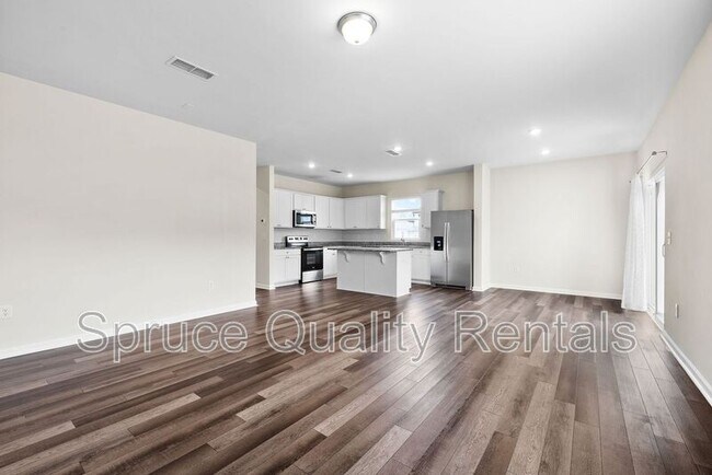 Building Photo - 3501 Strawberry Patch Row