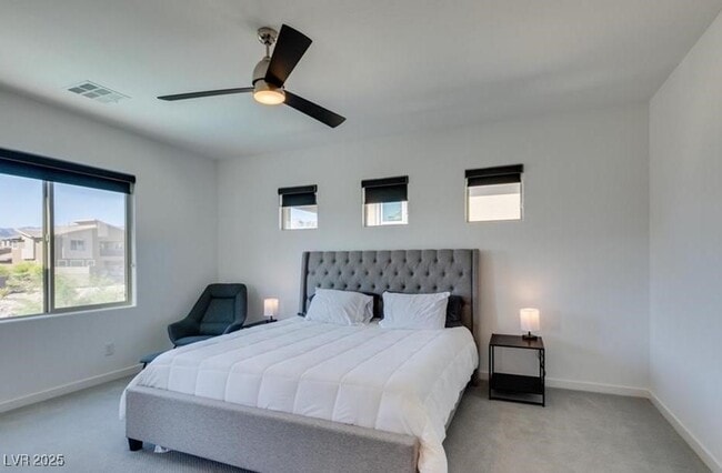 Building Photo - 713 Foreign Reef Wy