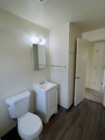 Building Photo - 810 NW 23rd St