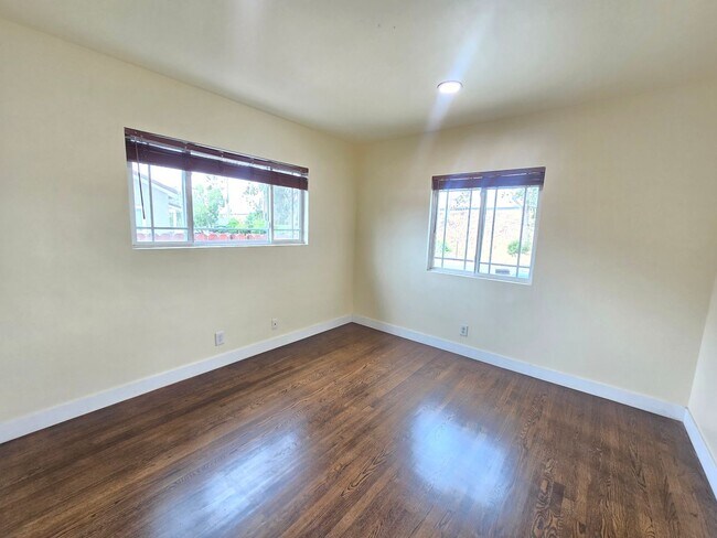 Building Photo - 8154 Potter Ave