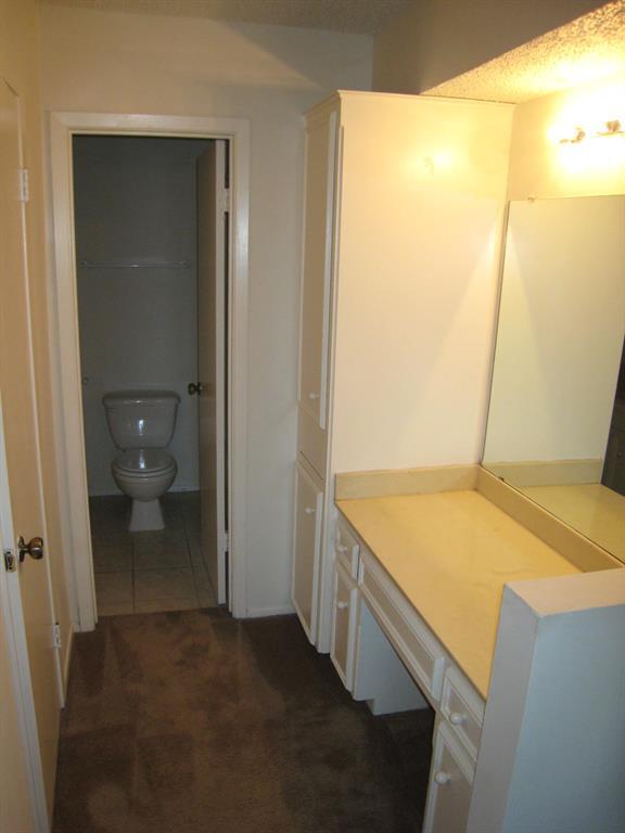 Building Photo - 2804 Thrushwood Dr