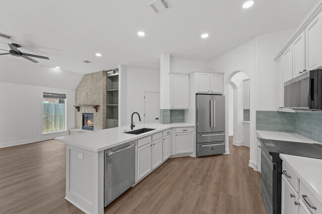 Building Photo - 11 Davis Cottage Ct