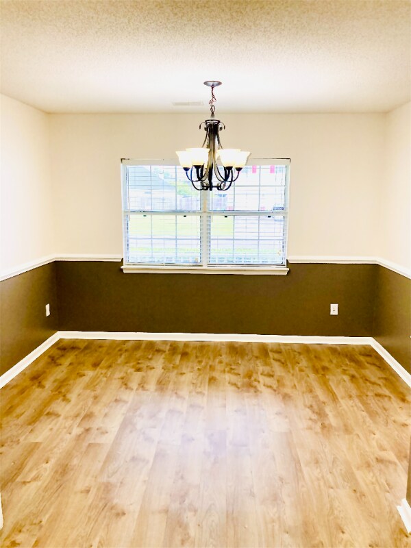 Building Photo - 98 Creek Bend Dr