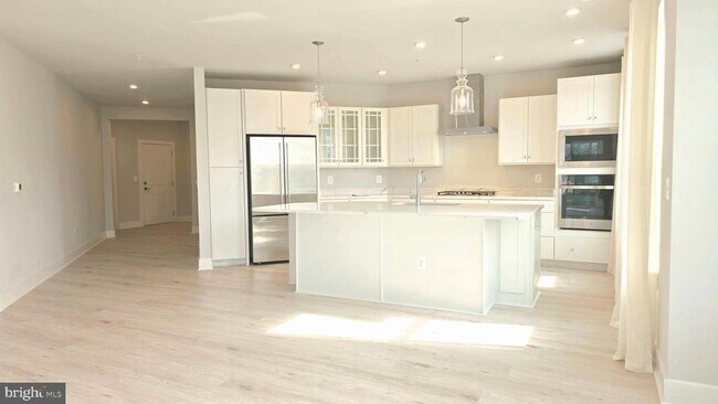 Building Photo - 230 Switchgrass Wy