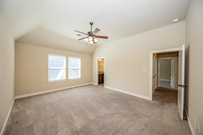 Building Photo - 27811 Bradford Ridge Dr