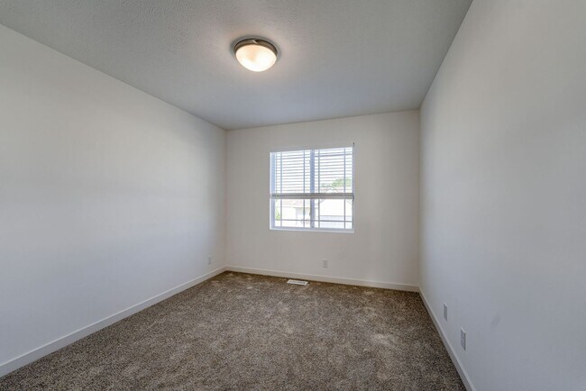 Building Photo - New Construction 3 Bedroom!!