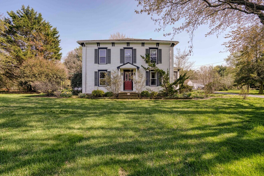 Building Photo - 30595 Kingston Rd