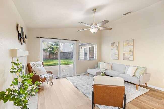 Building Photo - 4866 Alterra Way