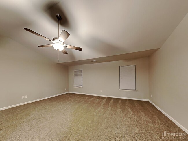 Building Photo - 533 Elmwood Pond Ct