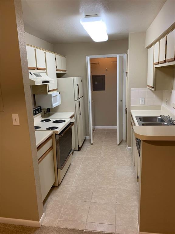 Building Photo - 4350 Perkinshire Ln