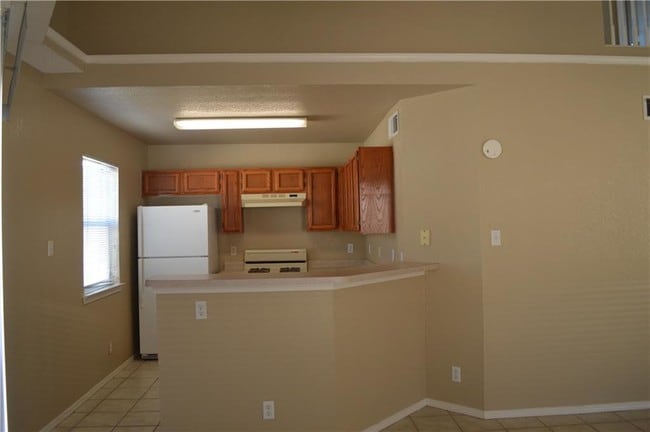 Building Photo - 11713 Snow Hawk Dr